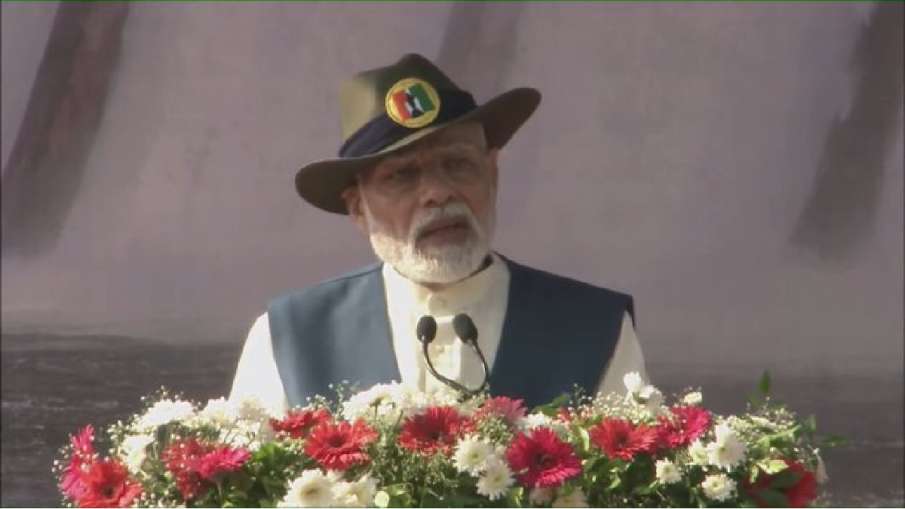 केवड़िया में प्रधानमंत्री नरेंद्र मोदी केवड़िया में प्रधानमंत्री नरेंद्र मोदी