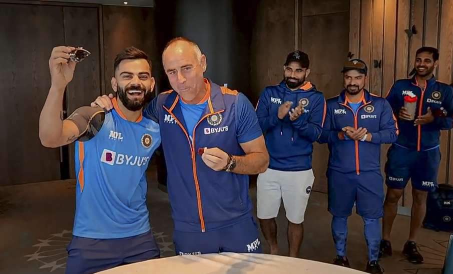 Virat Kohli, Paddy Upton