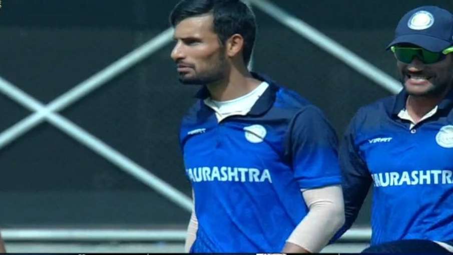 Vijay Hazare Trophy final RuturaJ Gaikwad scored century Chirag Jani