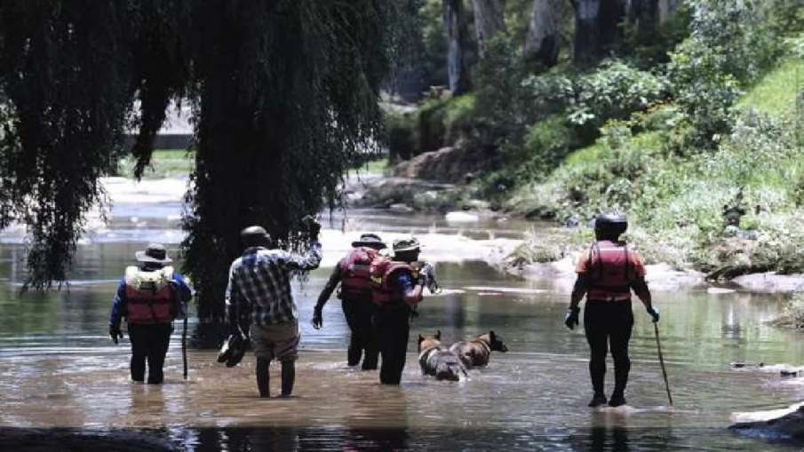 दक्षिण अफ्रीका की बाढ़ में 70 से अधिक लोग अभी भी लापता