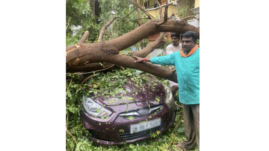 मंडूस चक्रवात ने मचाई भारी तबाही