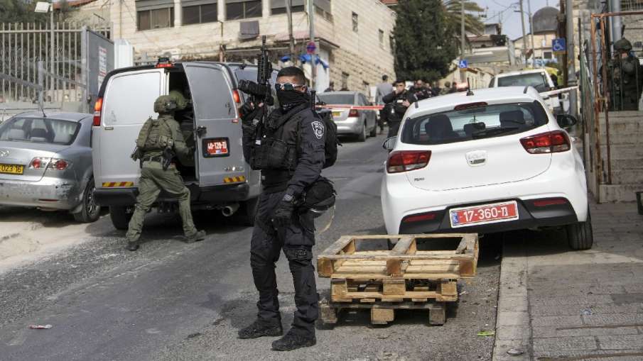 Israeli security forces took control of the scene