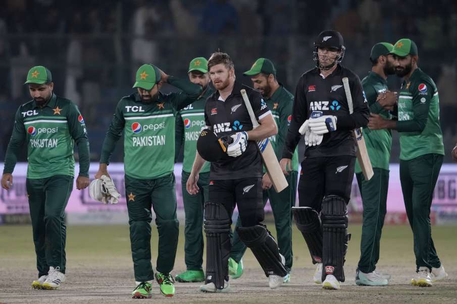 पाकिस्तान क्रिकेट टीम को न्यूजीलैंड ने घर पर दी थी मात