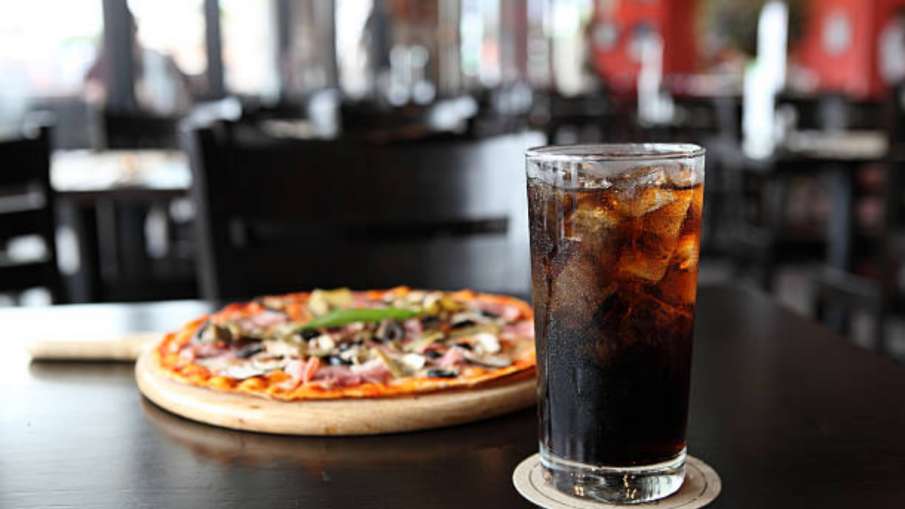 pizza_with_coke