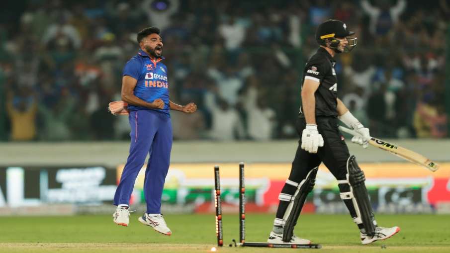 Mohammed Siraj took a New Zealand wicket
