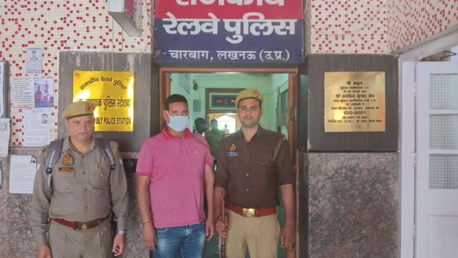 पुलिस की गिरफ्त में आरोपी टीटी 