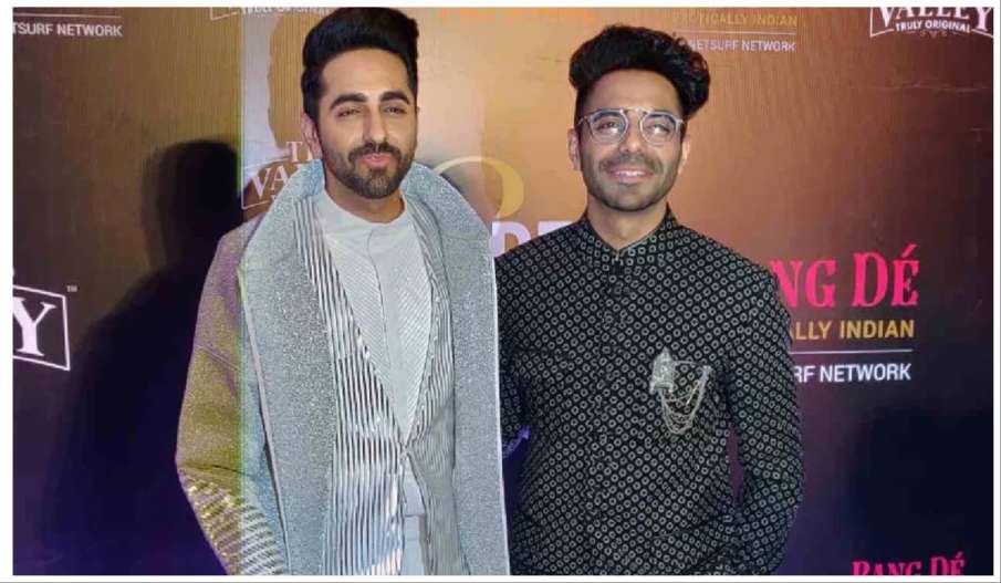 कार्बन कॉपी हैं ये बॉलीवुड के सगे भाई बहन These Bollywood siblings are