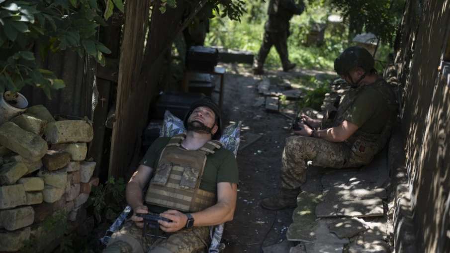  अत्याधुनिक ड्रोन आर्मी तैयार कर रहा यूक्रेन