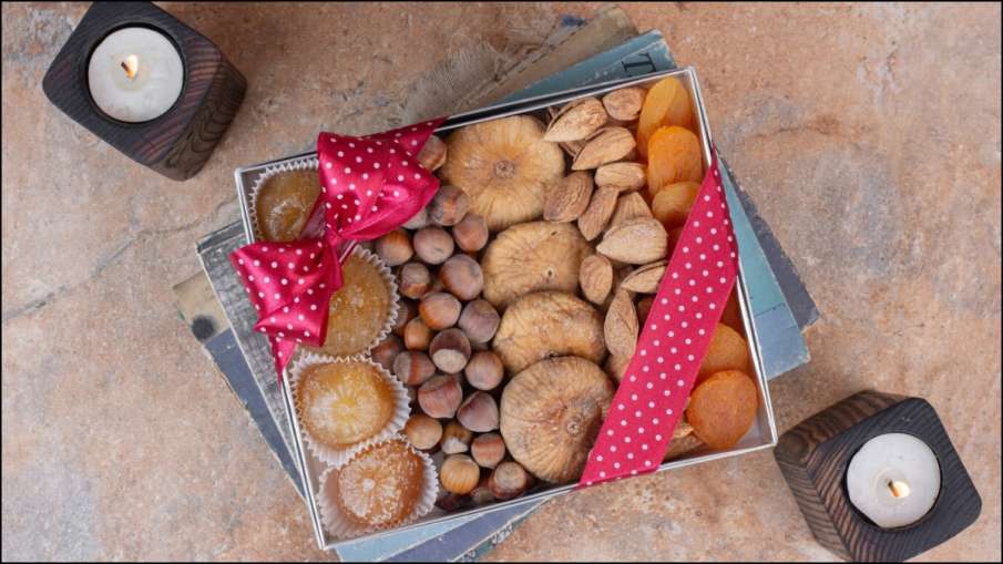 Nuts Nuts