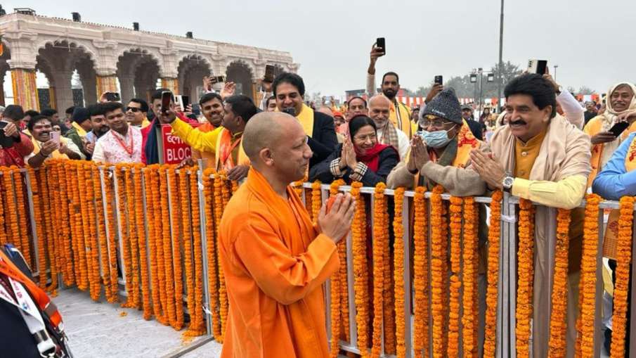 Ram mandir pran pratistha guest reached ayodhya see photos