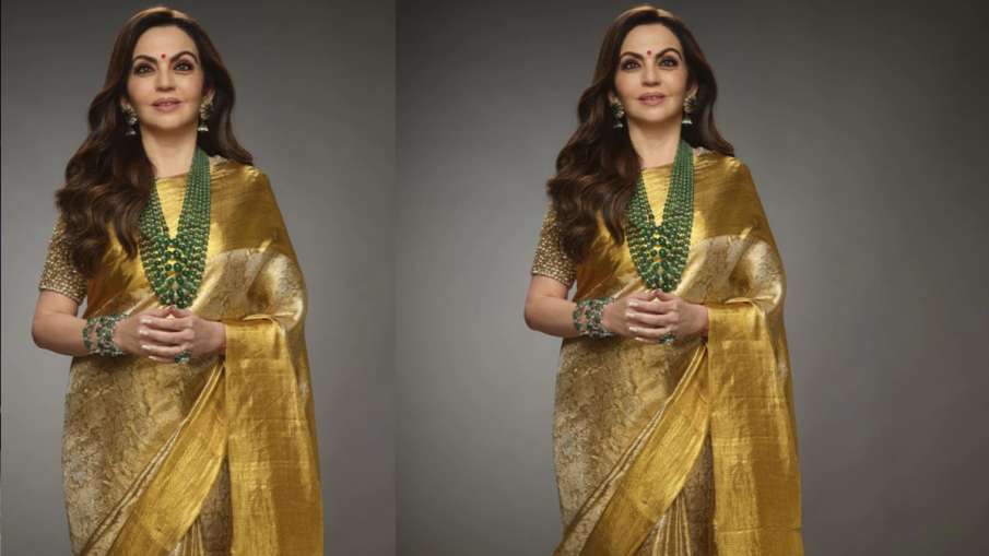 नीता अंबानी गोल्डन साड़ी