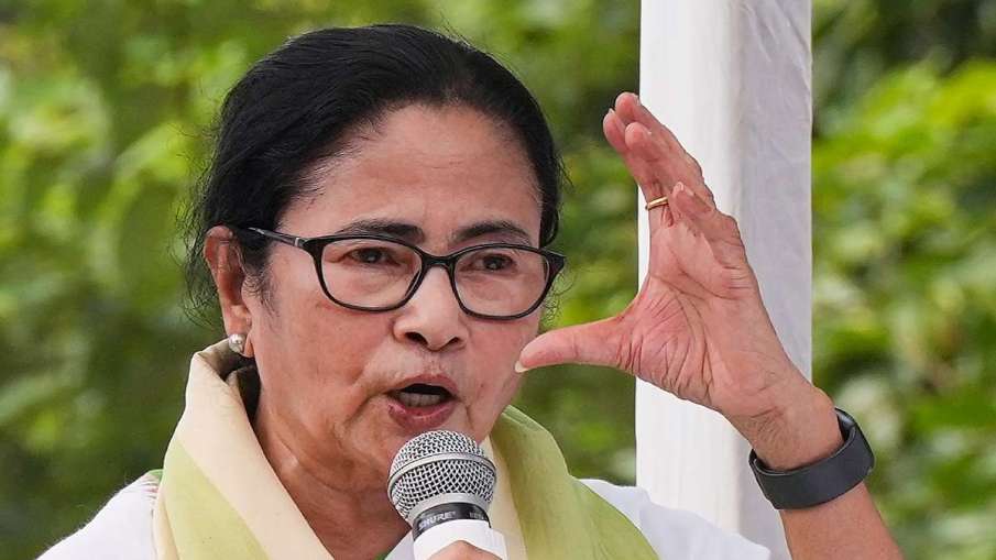 mamata Banerjee