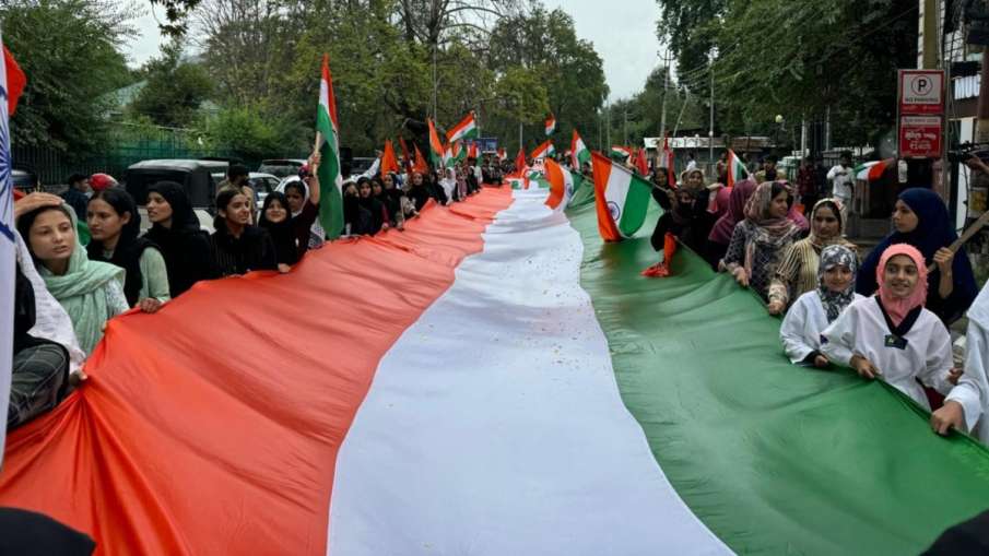 independence day celebration in kashmir