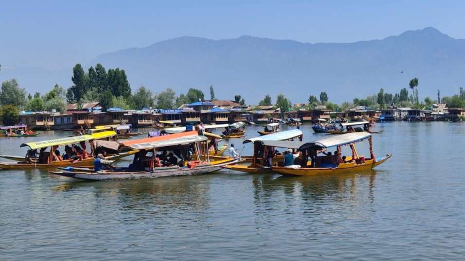 अब ‘उबर शिकारा’ से डल झील में करें शिकारा की सवारी