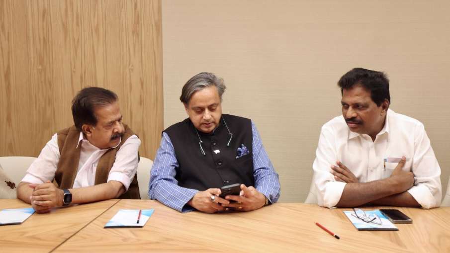 Congress, Congress Kerala, Shashi Tharoor