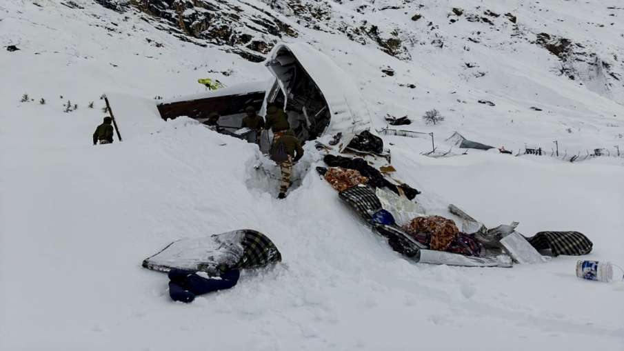 उत्तराखंड में हिमस्खलन