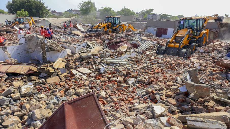 chandola lake bulldozer