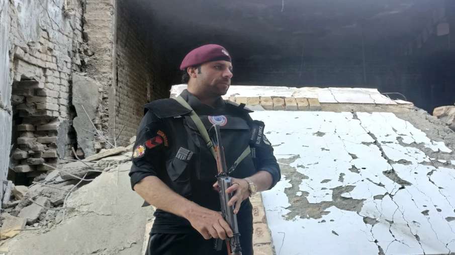 Pakistani security force