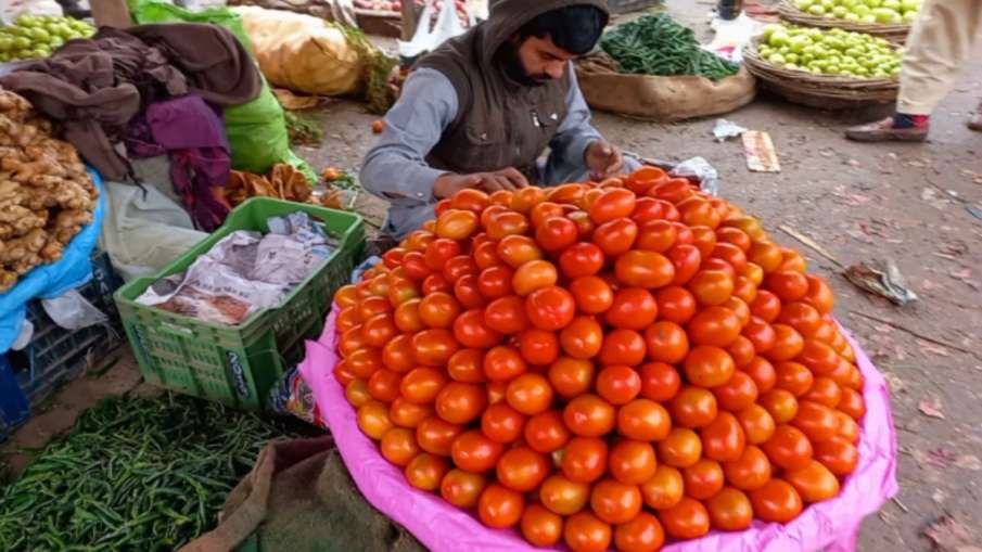 Vegetables became expensive in Pakistan
