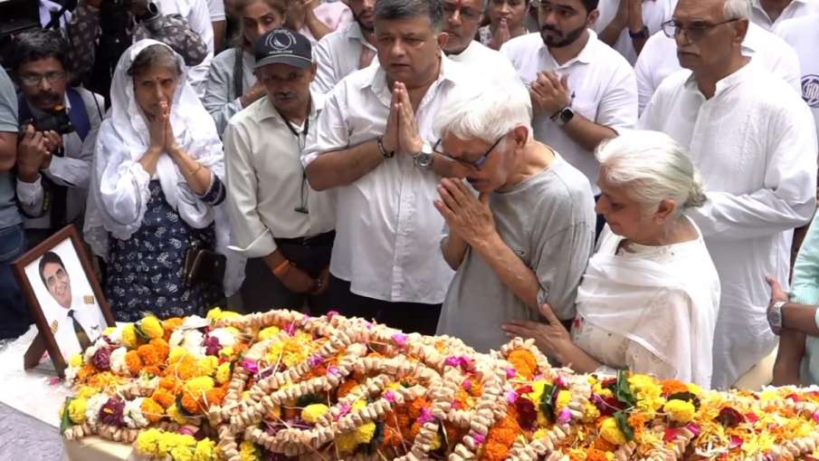 captain sumit sabharwal father