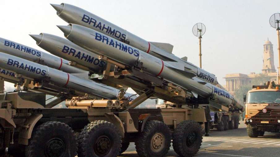 Kargil War weapons, Indian Army modernization, Bofors vs Dhanush
