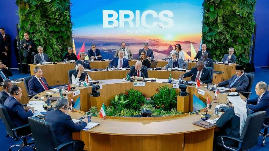 Trump vs BRICS, BRICS dollar challenge, BRICS economic power