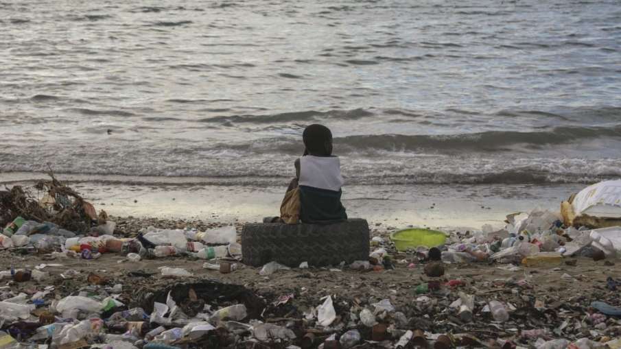 plastic bag pollution, plastic bag free day, plastic waste facts