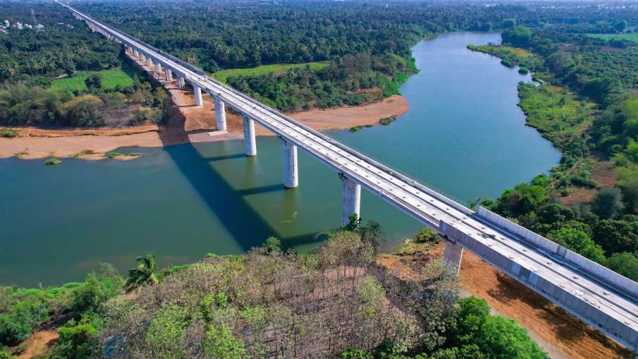 मुंबई-अहमदाबाद बुलेट ट्रेन प्रोजेक्ट