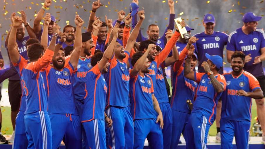 Team India celebrates after winning the Asia Cup