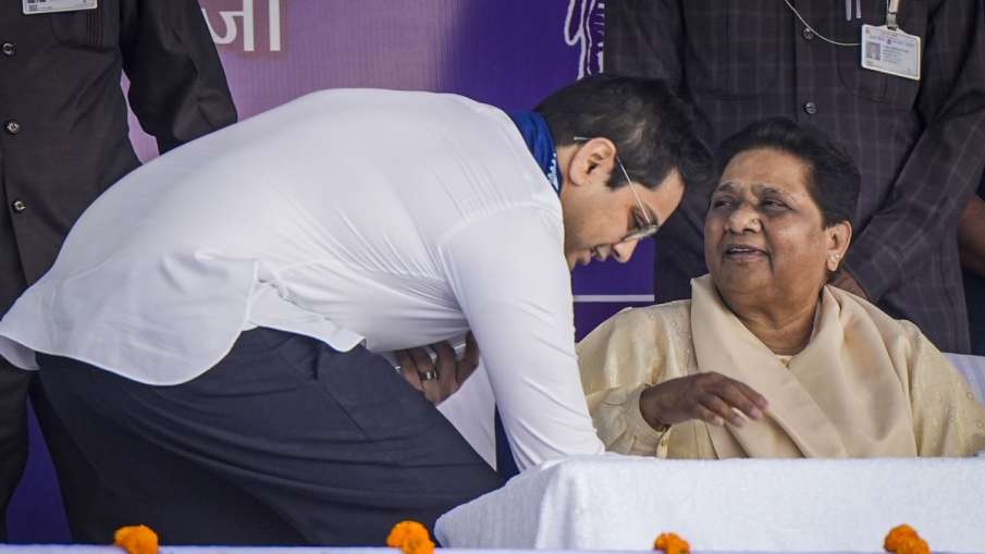 Mayawati, SP PDA formula, BSP, Jatav community, Dalit vote, 2027 UP elections