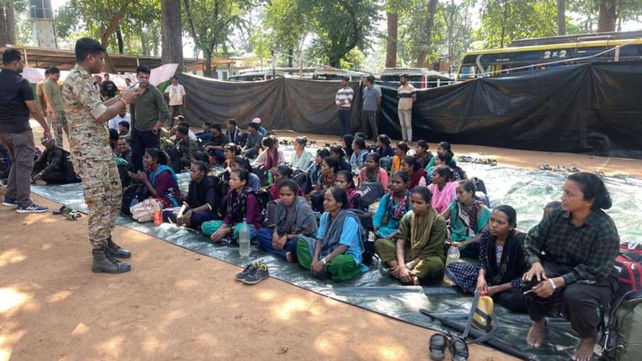 naxals surrender chhattisgarh