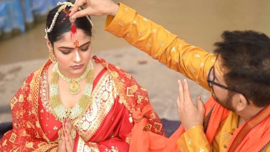 बीजेपी विधायक हिरण चटर्जी ने रचाई दूसरी शादी