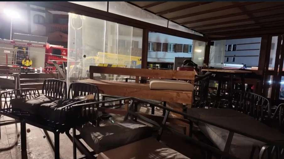 स्विट्ज़रलैंड बार में आग