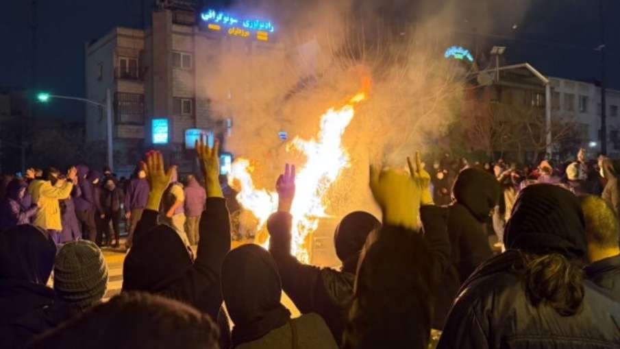 Russia warning to US, Iran protest news, US Iran attack threat, Russia Iran support Russia warning to US, Iran protest news, US Iran attack threat, Russia Iran support