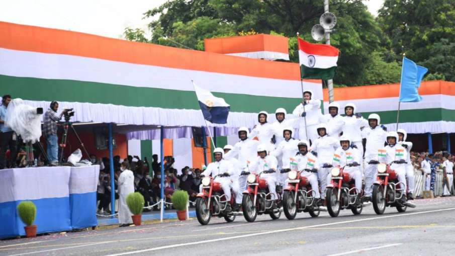 which city police uniform is white , white uniform police in india, white uniform police , which sta