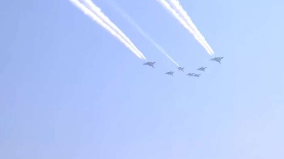 Indian fighter jets republic day parade Indian fighter jets republic day parade