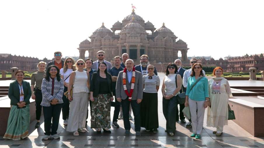 President Karis reached Akshardham temple with the delegation