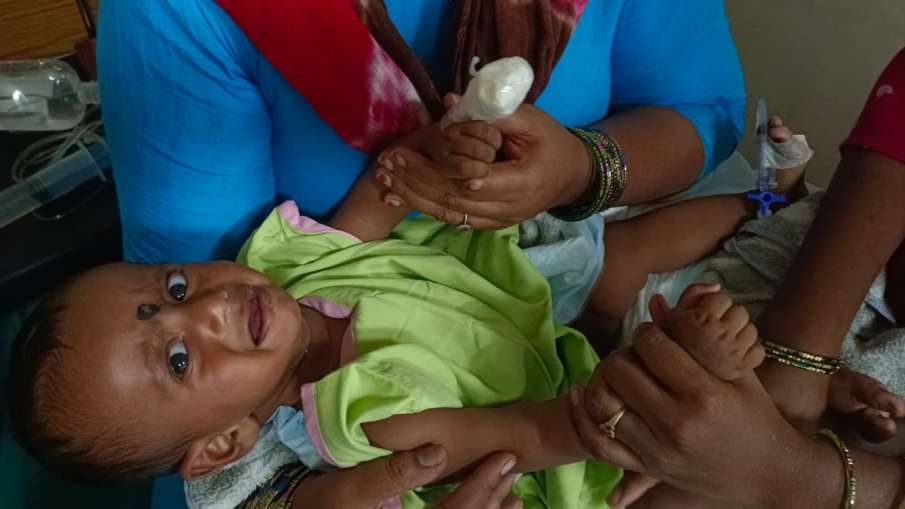 बच्चे की हालत स्थिर