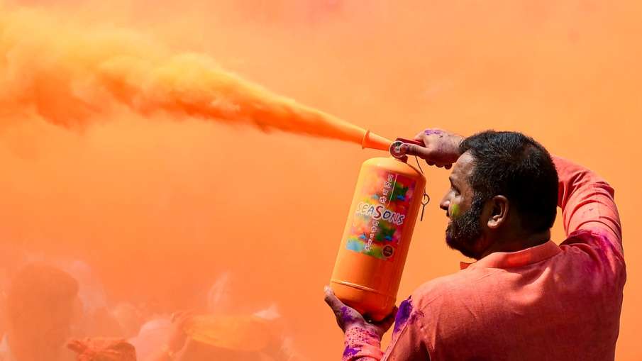 मुंबई में होली