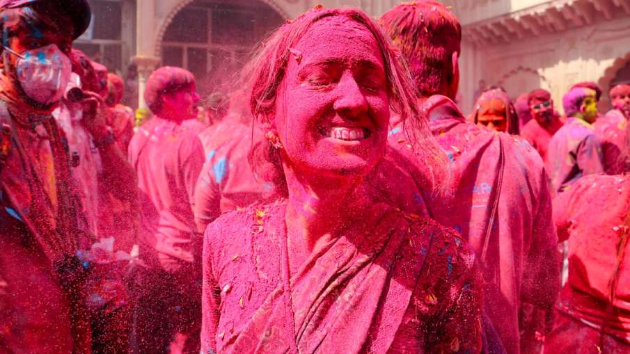 वृंदावन की होली