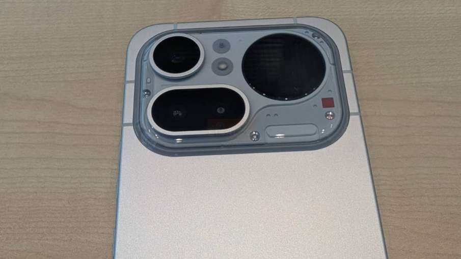 Nothing Phone 4a pro review