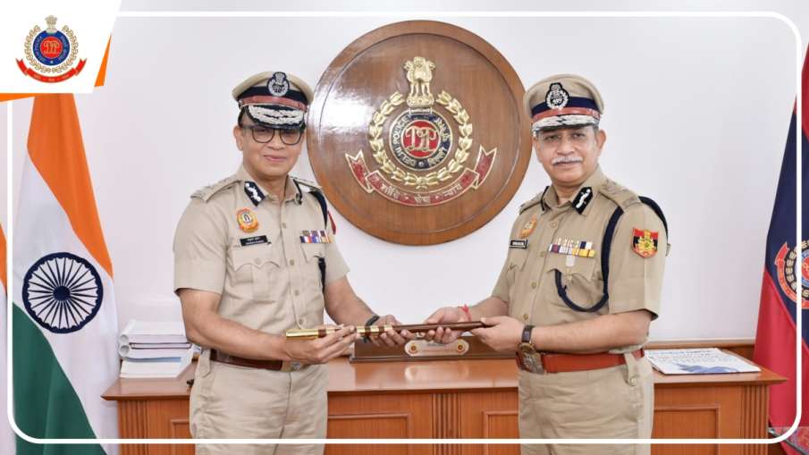 दिल्ली के नए पुलिस कमिश्नर अनुरा कुमार