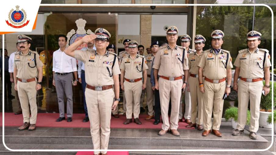 दिल्ली के नए पुलिस कमिश्नर अनुरा कुमार