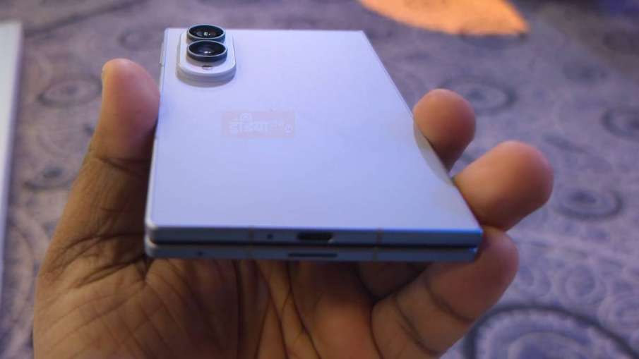Samsung Galaxy Z Fold 8