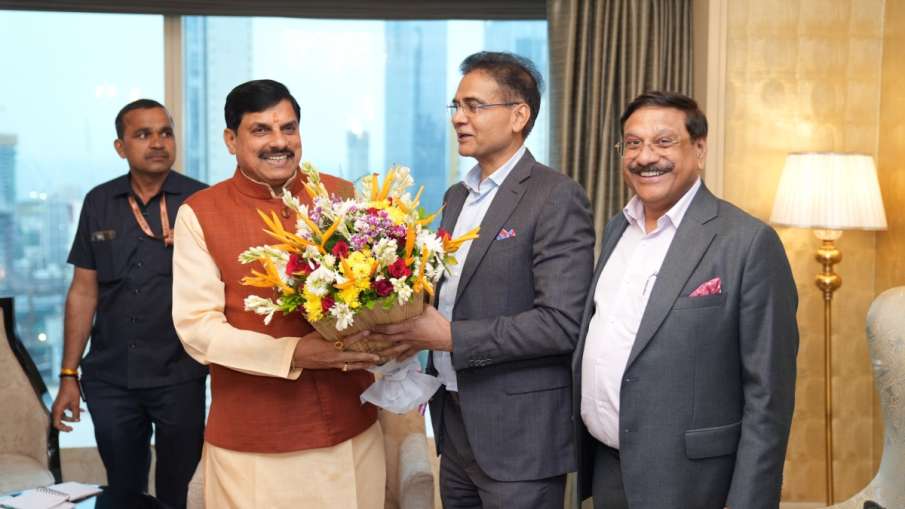 CM Mohan yadav investor round-table meeting in Mumbai