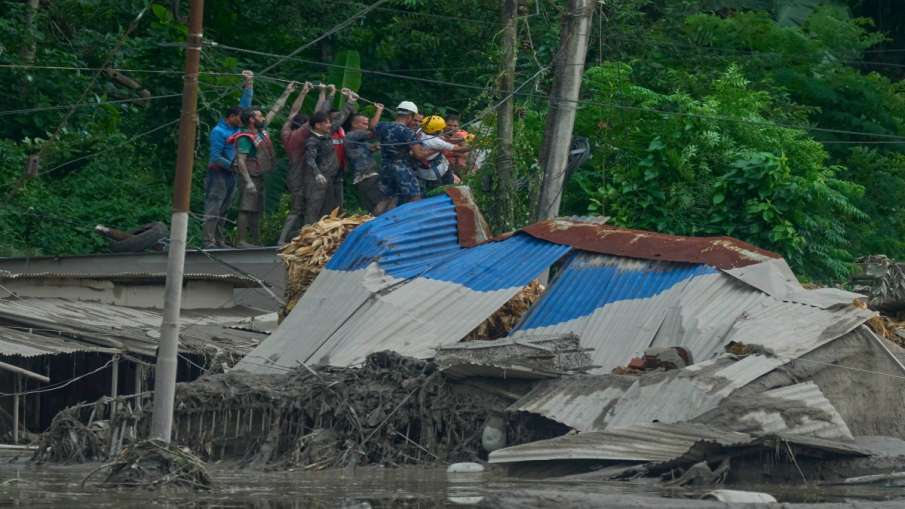 नेपाल में बाढ़ से तबाही