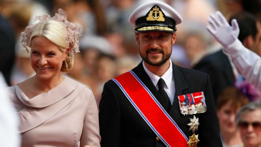 Norway King Harald Death: 89 की उम्र में निधन, राजगद्दी नहीं छोड़ी; बेटे हाकोन बने नए राजा 5 King Harald V Death, Norway New King Haakon VIII
