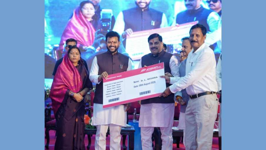 सीएम मोहन यादव ने चार उड़ानों की शुरुआत की।