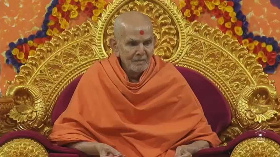 परम पूज्य महंत स्वामी महाराज
