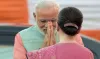 ‘chai pe charcha’: GST पर विपक्ष को मनाने की कोशिश, PM मोदी ने सोनिया गांधी और मनमोहन सिंह को बुलाया चाय पर- India TV Hindi